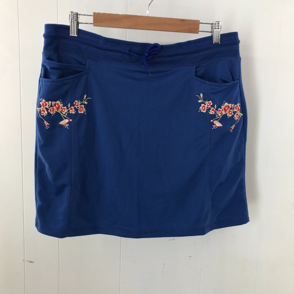 Blue Floral Embroidered Women's Skort